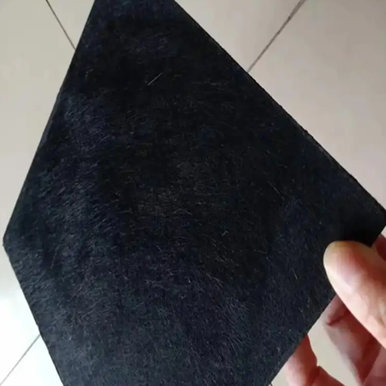 Mat Fiberglass Dubh le haghaidh Insliú Teirmeach a Thógáil